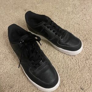 Nike Men’s Black Leather Sneakers with White Midsole